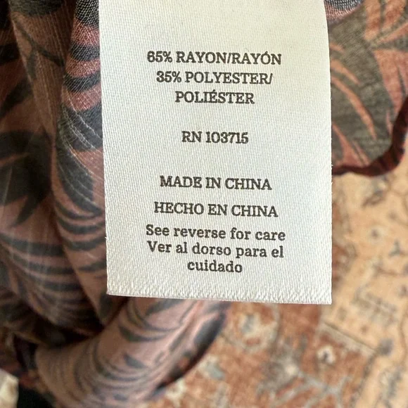 Zac & Rachel Multicolor Leaf Print Button-Down Shirt - Picture 6 of 8